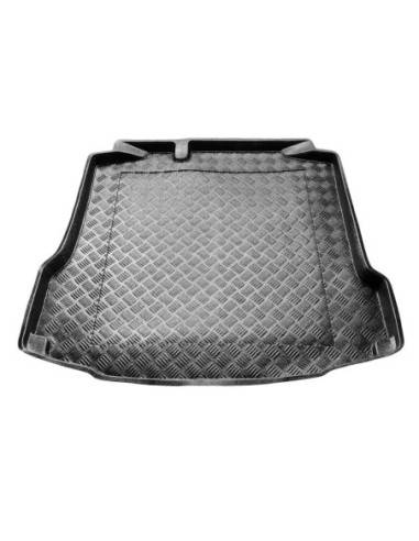 Protector de maletero PE Seat Toledo (2013-actualidad), Skoda Rapid (2012-actualidad) a medida