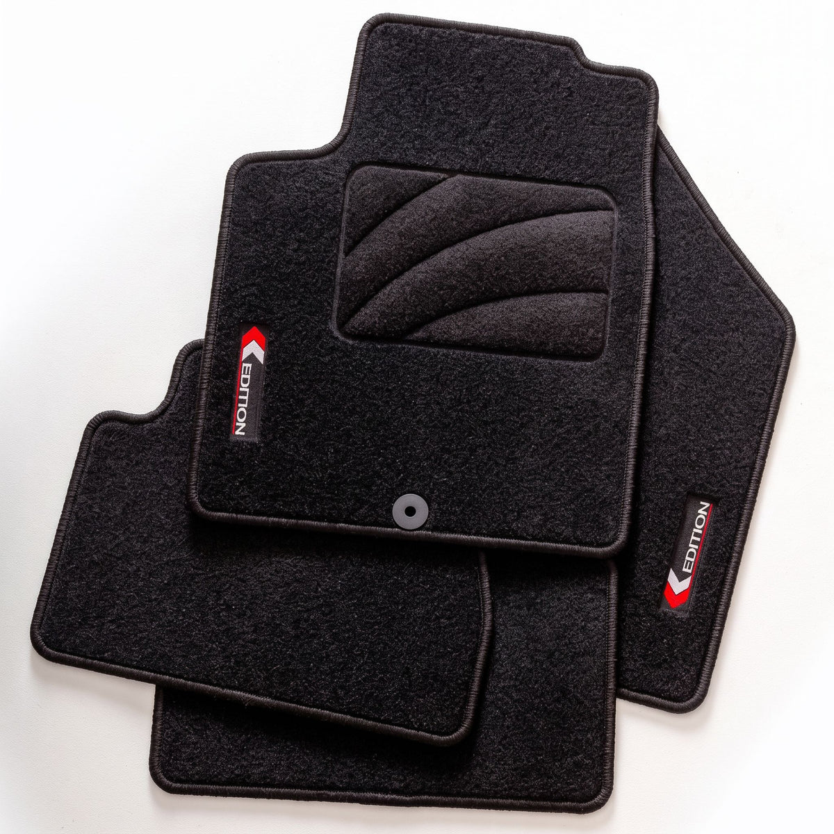 Juego de alfombrillas de moqueta a medida Standard en negro con bordado