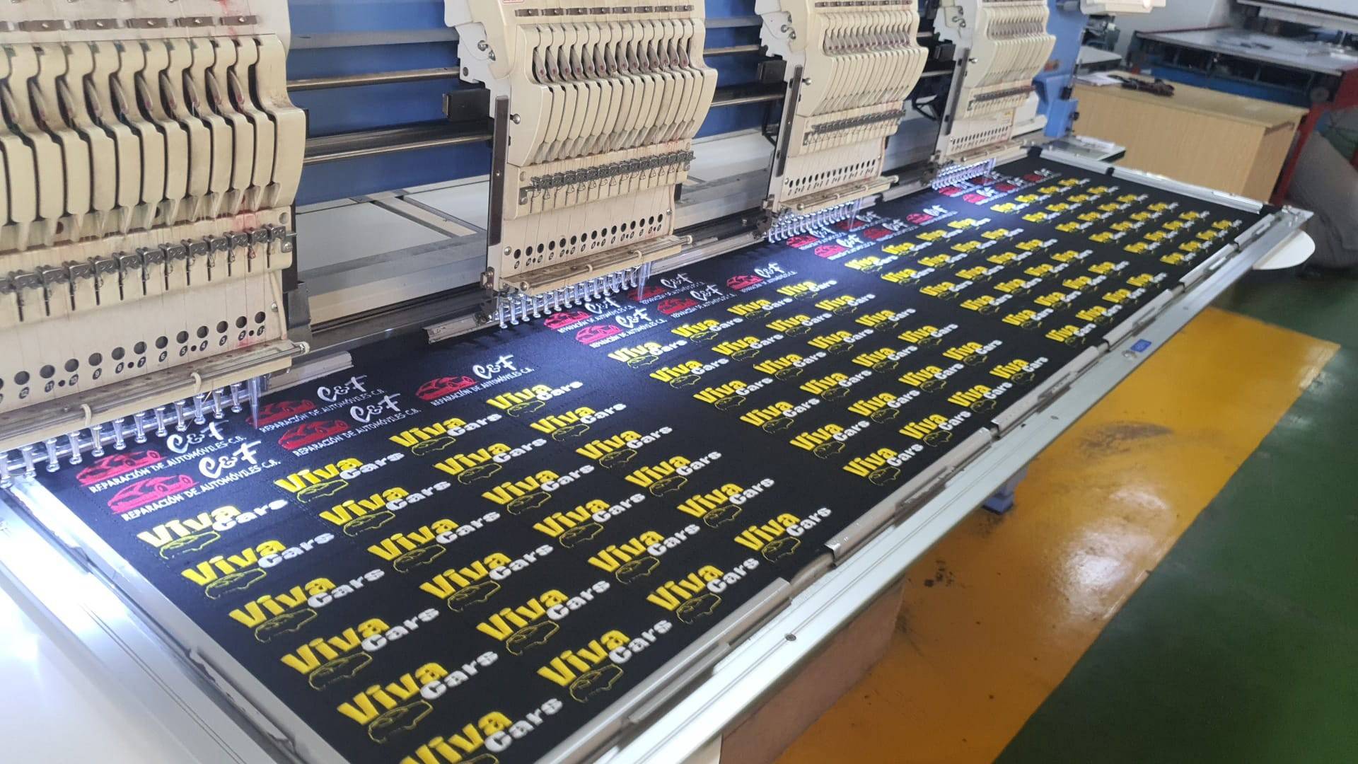 Alfombrillas de moqueta Universales de Moqueta con Logo Personalizado - Calidad Eco a medida