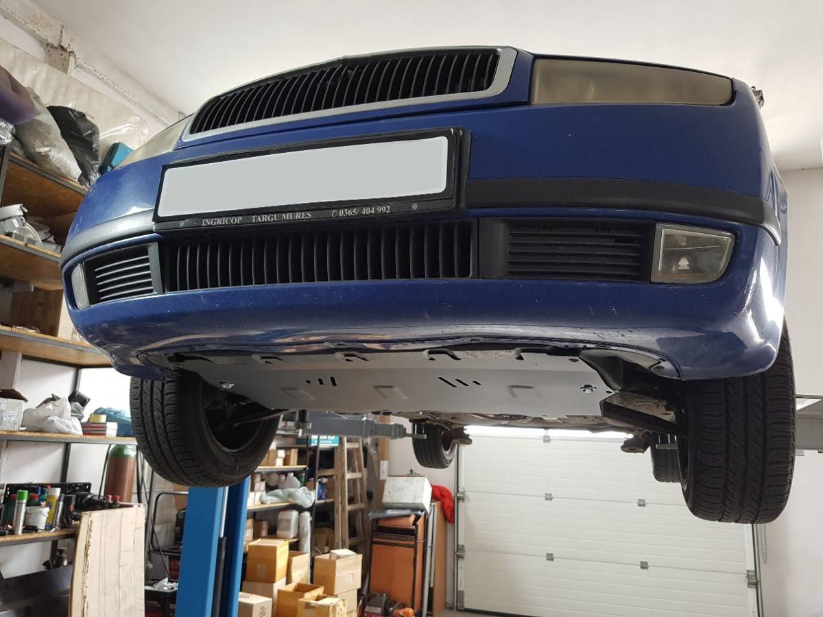 Cubre cárter metálico Audi A2 (2000-2005) a medida