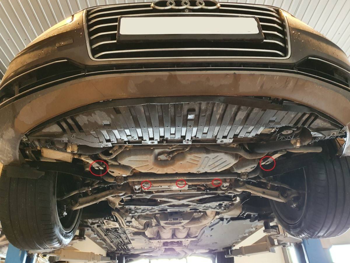 Cubre cárter metálico Audi A8 (2010-2017) a medida