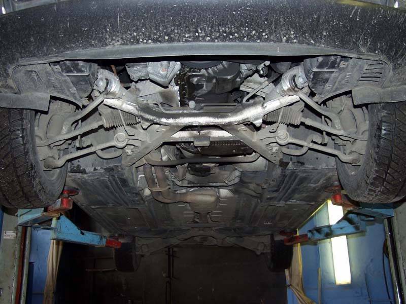 Cubre cárter metálico BMW Serie 5 E39 (1995-2003) a medida
