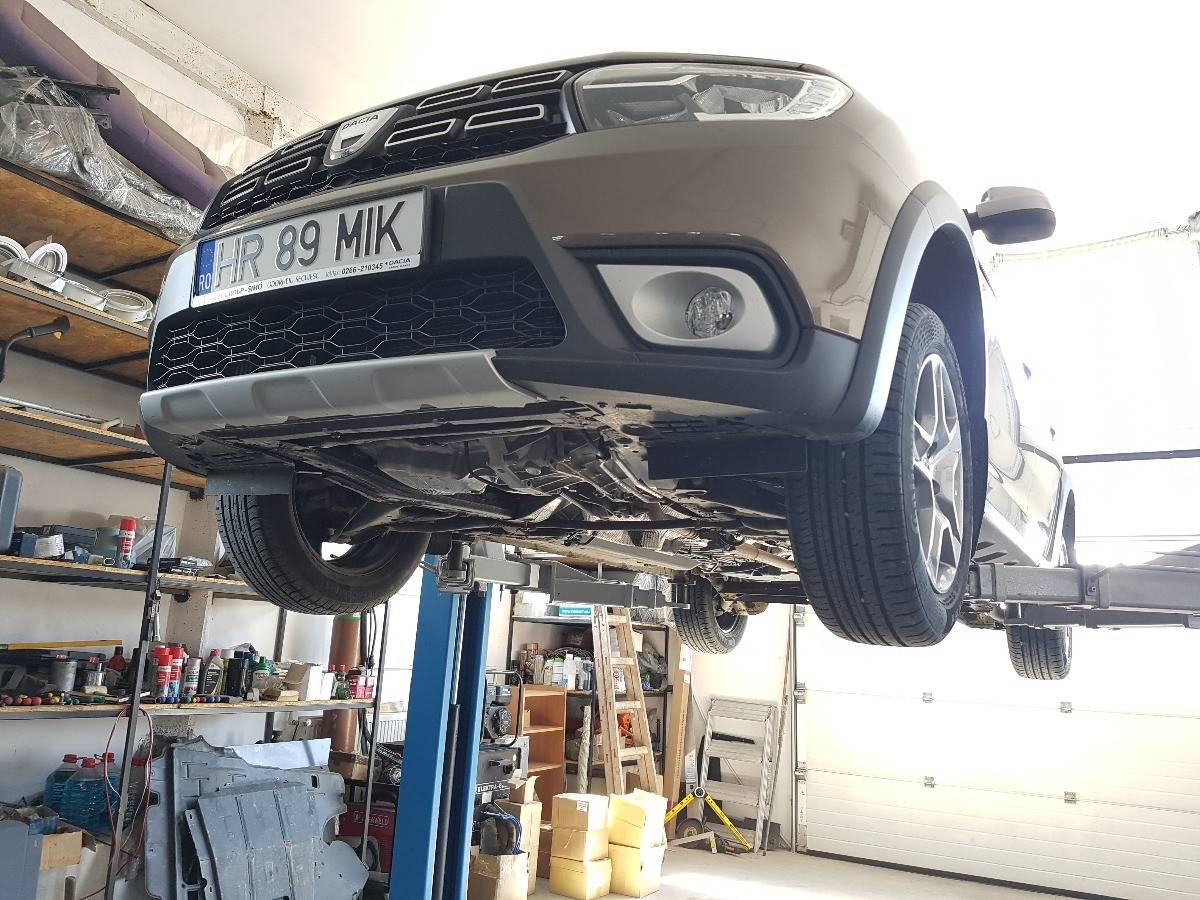 Cubre cárter metálico Dacia Dokker (2012-actualidad) a medida