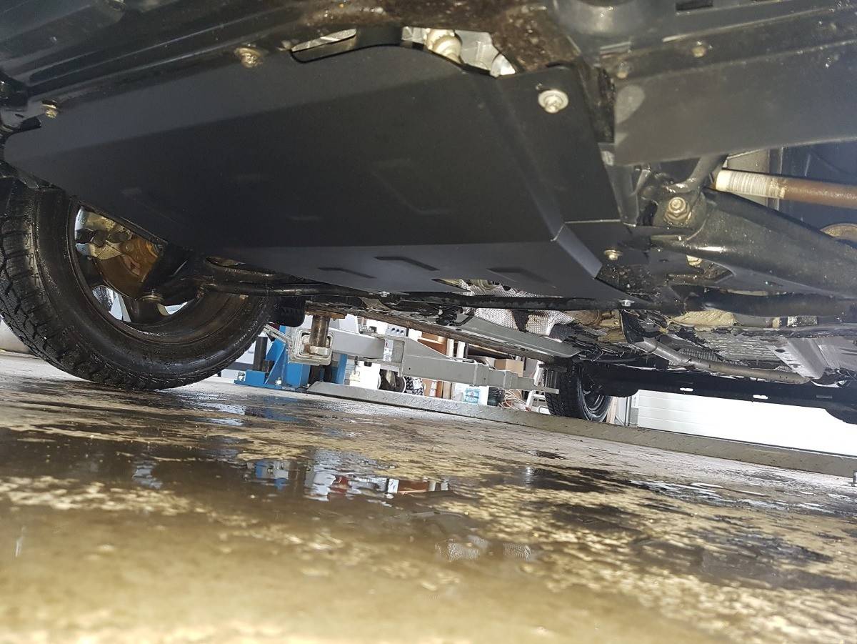 Cubre cárter metálico Dacia Sandero 2 (2012-2020) a medida