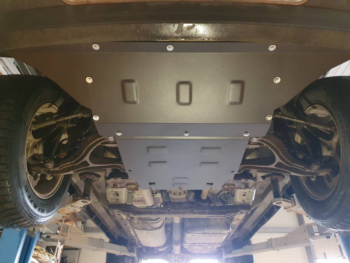 Cubre cárter metálico Jeep Grand Cherokee (2004-2010) a medida