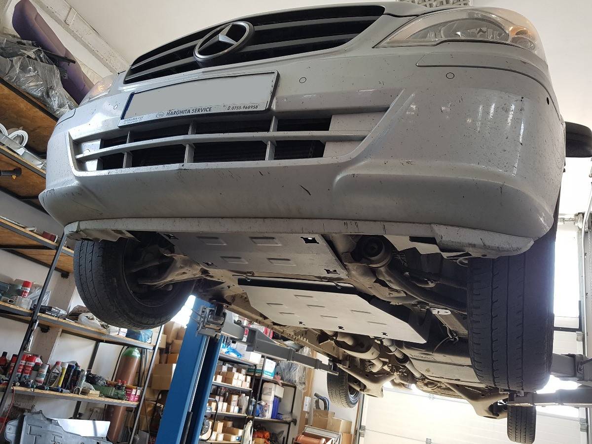 Cubre cárter metálico Mercedes Vito W639 - 2.2 D 4x2 (2003-2014) a medida