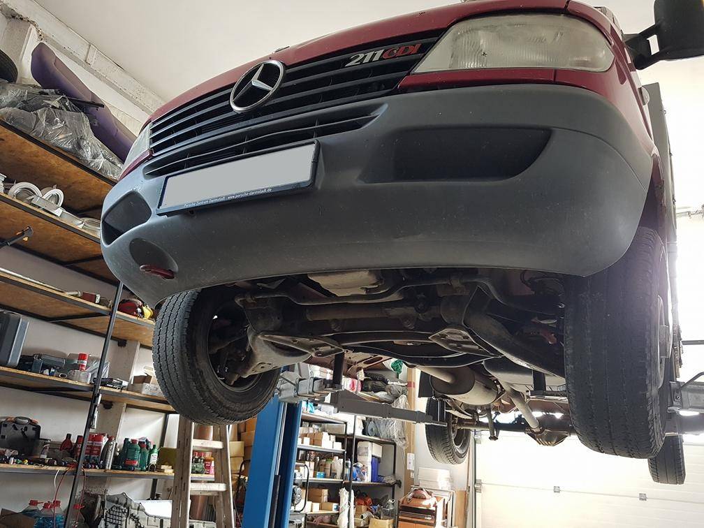 Cubre cárter metálico Mercedes Sprinter (1995-2006) a medida