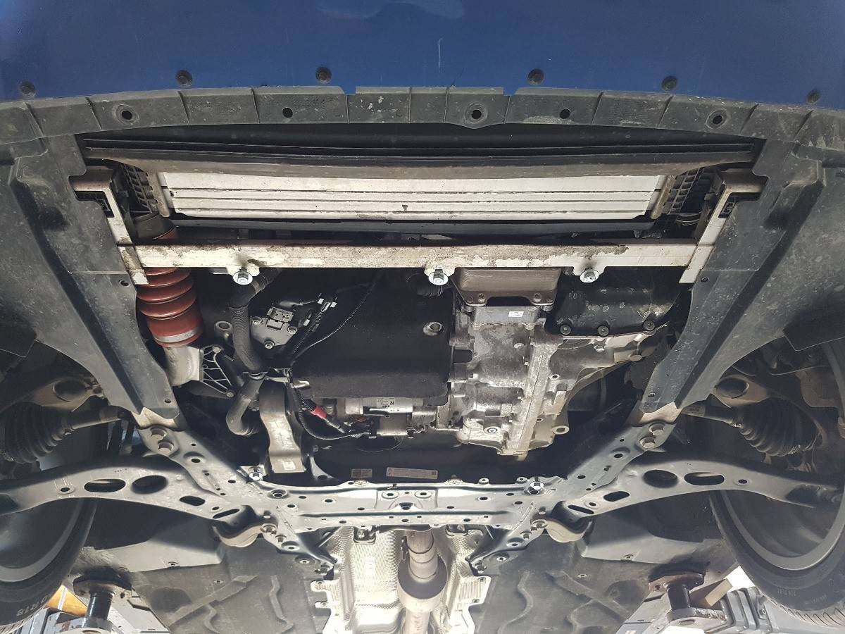 Cubre cárter metálico Mini Cooper (2014-2022) a medida