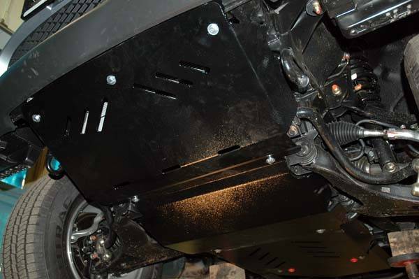 Cubre cárter metálico Mitsubishi L 200 (2005-2015) a medida