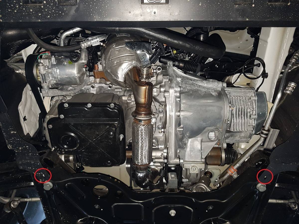 Cubre cárter metálico Peugeot Expert Furgoneta (2016-2019) a medida