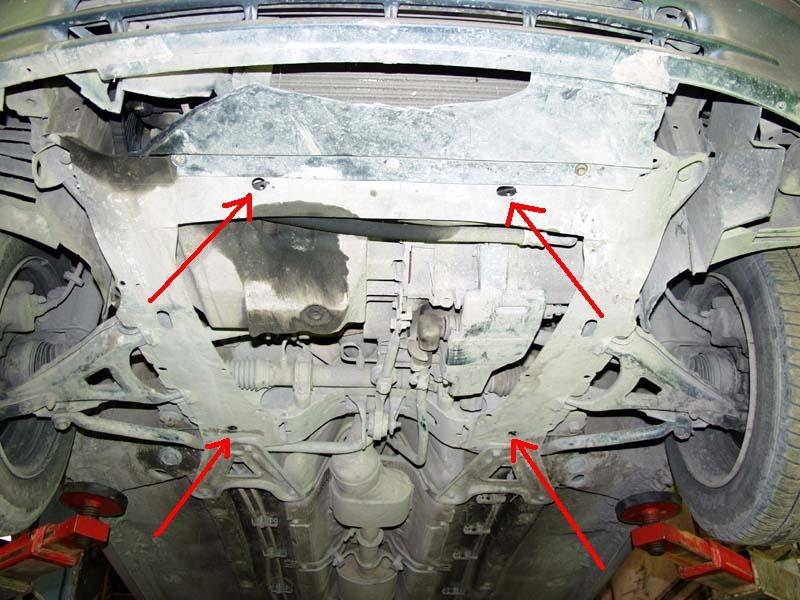 Cubre cárter metálico Renault Clio 2 (1997-2007) a medida