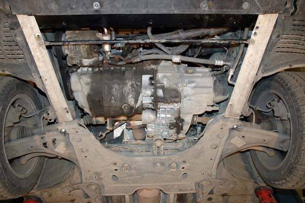 Cubre cárter metálico Renault Laguna 2 (2001-2007) a medida