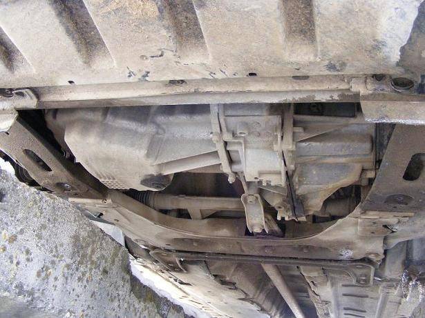 Cubre cárter metálico Renault Scenic (2004-2008) a medida