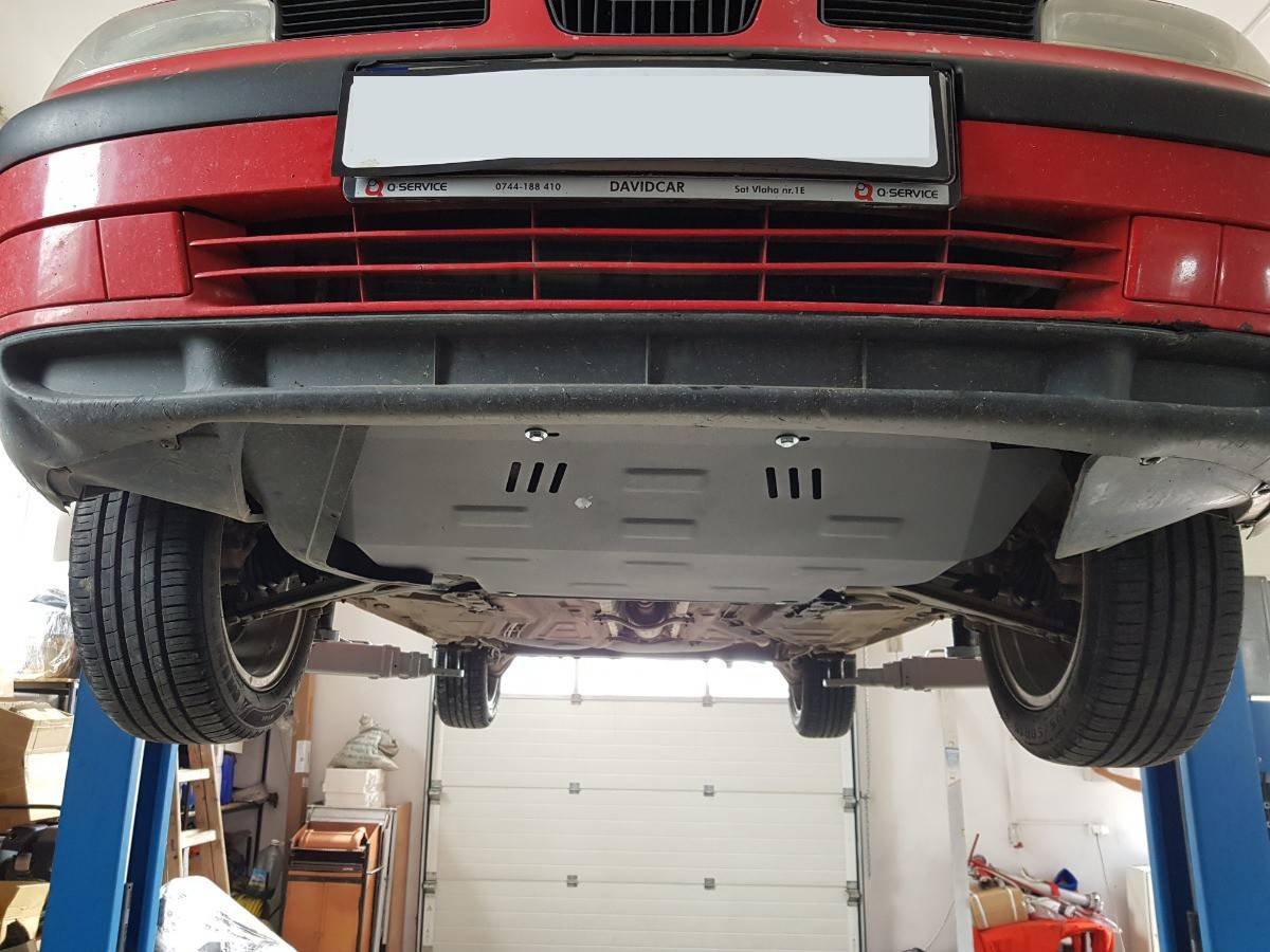 Cubre cárter metálico Seat Ibiza (1993-2002) a medida