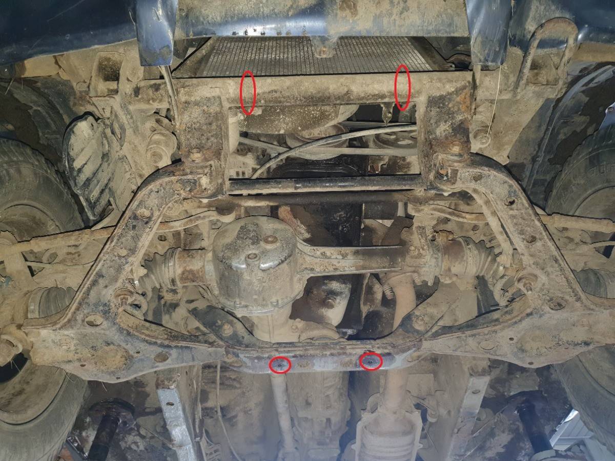 Cubre cárter metálico Suzuki Vitara (1988-1999) a medida