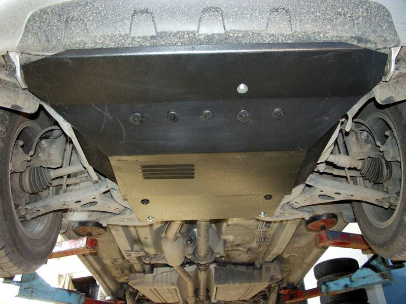Cubre cárter metálico Toyota Rav4 (2000-2006) a medida