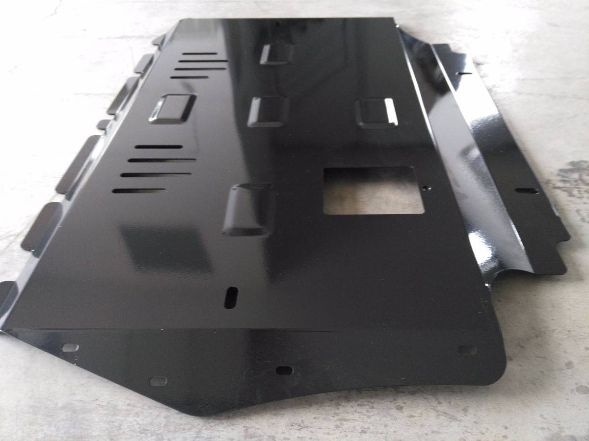 Cubre cárter metálico Volkswagen Jetta (2005-2011) a medida