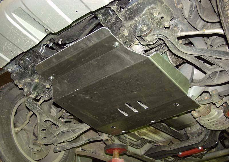 Cubre cárter metálico Chevrolet Tracker (1999-2005) a medida