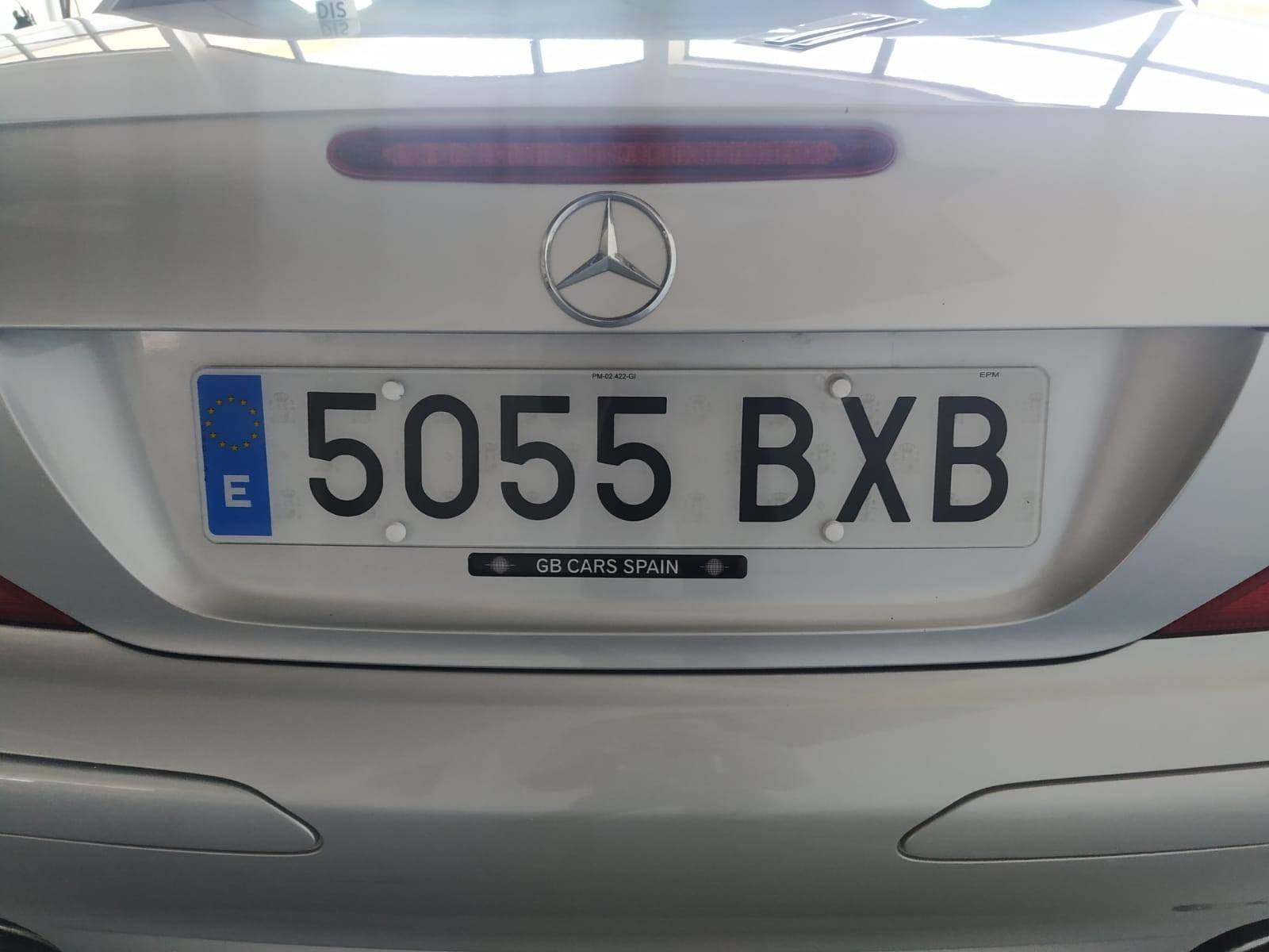Tira de resina bajo matrícula personalizada