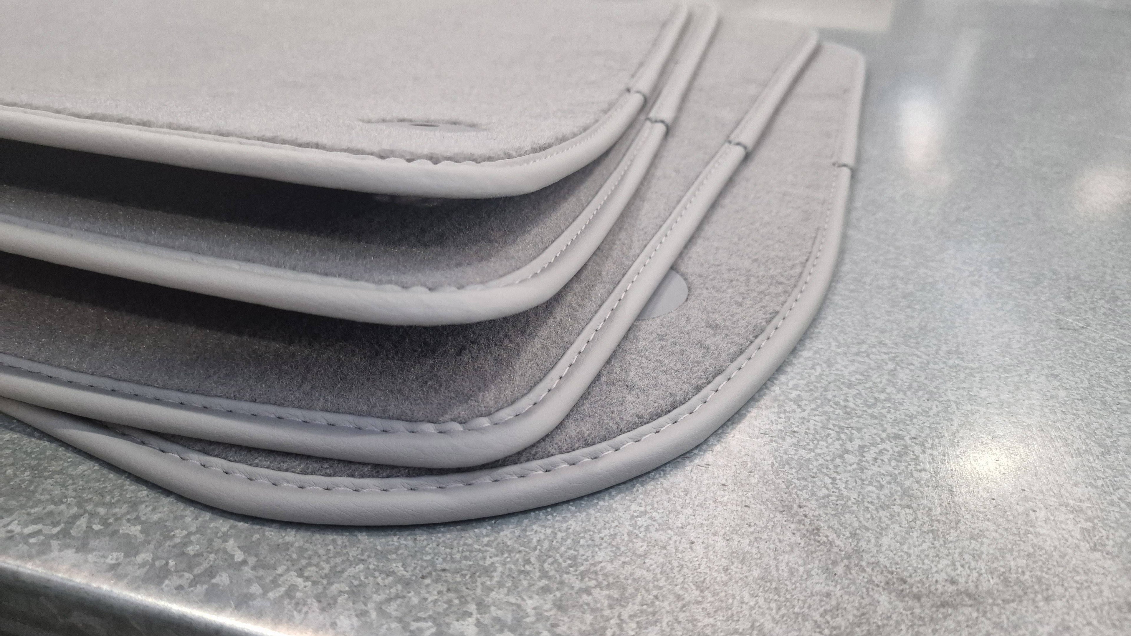 Alfombrillas de moqueta Audi A6 C5 (1997-2002) a medida - Ellegance