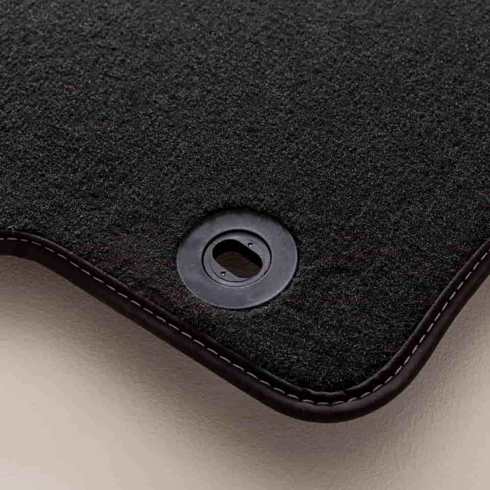 Alfombrillas de moqueta Nissan Qashqai (2017-actualidad) a medida - Ellegance