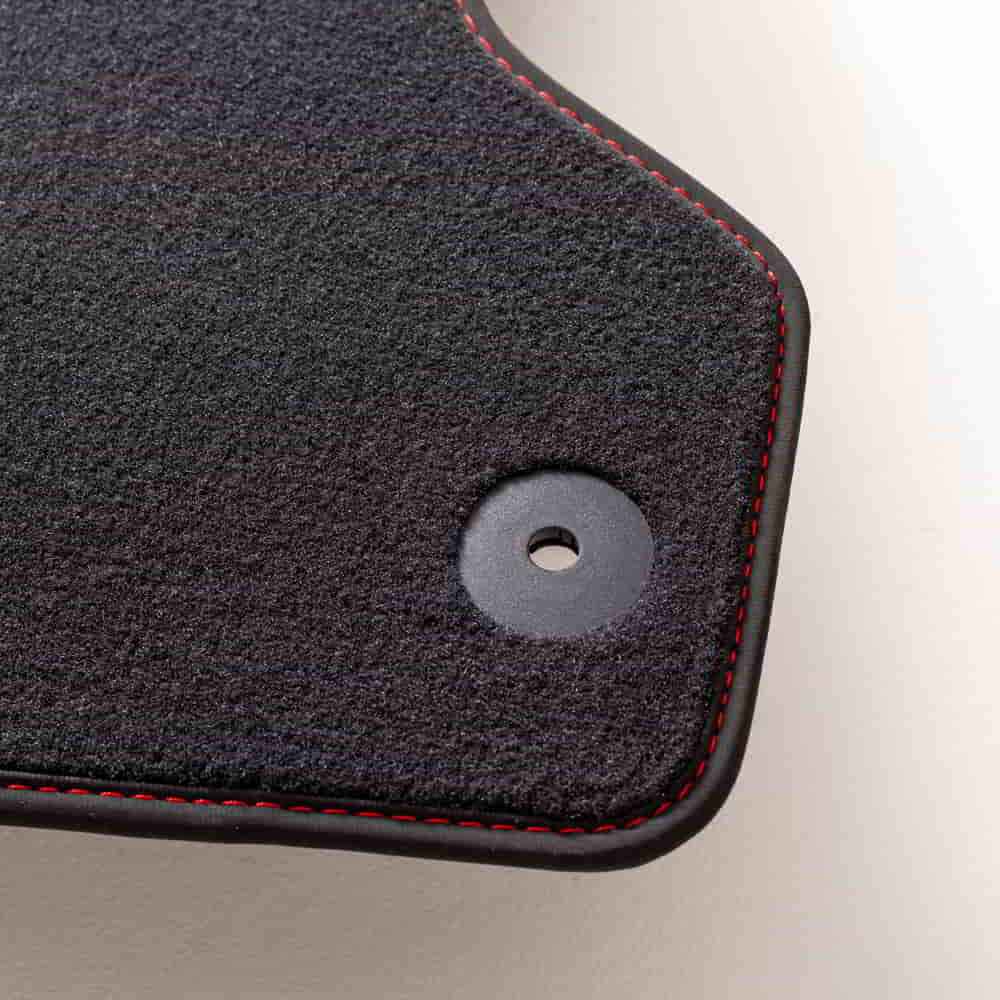 Alfombrillas de moqueta Opel Karl (2015-actualidad) a medida - Limited