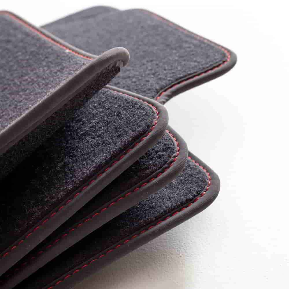 Alfombrillas de moqueta Seat León MK3 5 Puertas 2012-2019 a medida - Limited