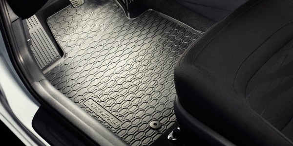 Alfombrillas de Goma Premium: Confort y Protección a Medida para tu Coche